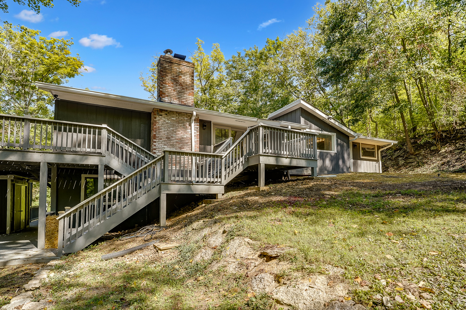 Exterior Deck Repair and Remodel